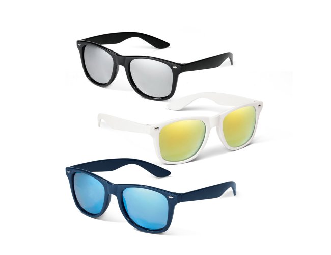 NIGER. �culos de sol em PC com lentes espelhadas